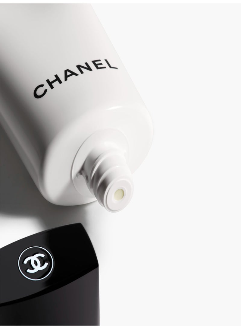 CHANEL LA MOUSSE – Anti-Pollution Cleansing Cream-to-Foam - Image 2