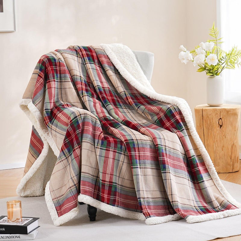 Pu Mei Sherpa Fleece Throw Blanket 60"" X 80"" Reversible Plush Fluffy Large Big Blanket Lattice Flannel Blankets For All Season Use  Chrismas Red - Image 1