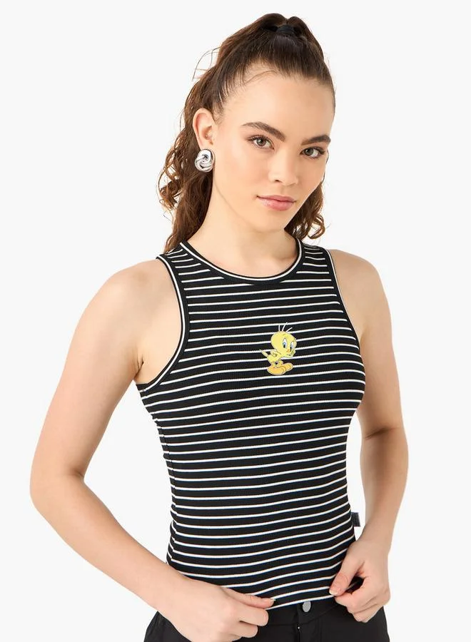 اس بي كاركترز توب بدون أكمام بطبعة تويتي بياقة دائرية