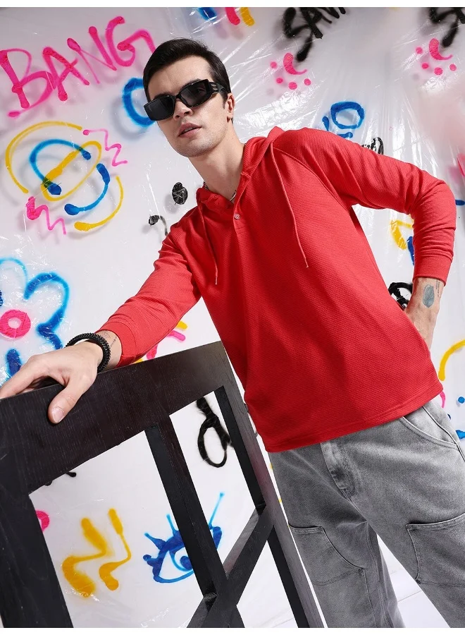شركة المرآب الهندية Men Slim Fit Ottoman Print Hooded Tshirt