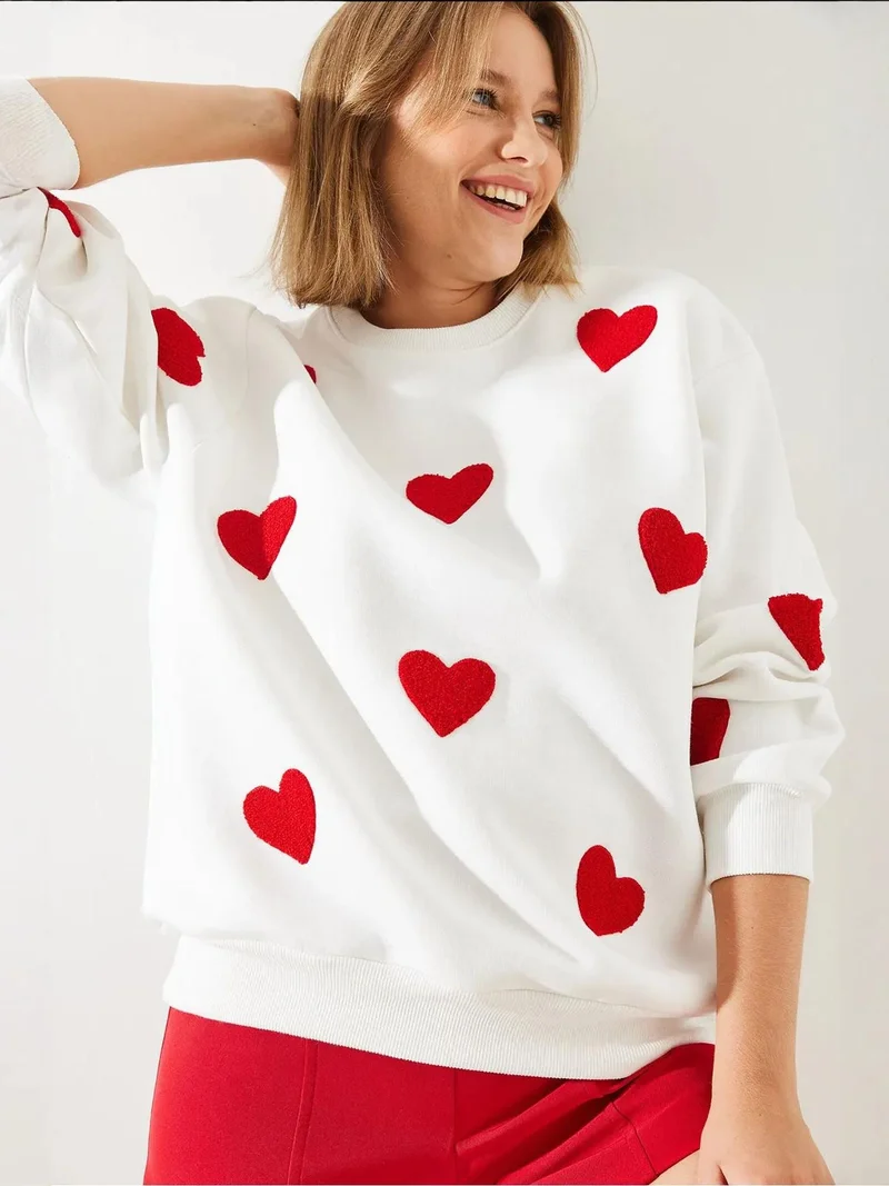 Bianco Lucci White LUCCI Oversized Embroidered Crew Neck Sweatshirt for Women | Best Price UAE