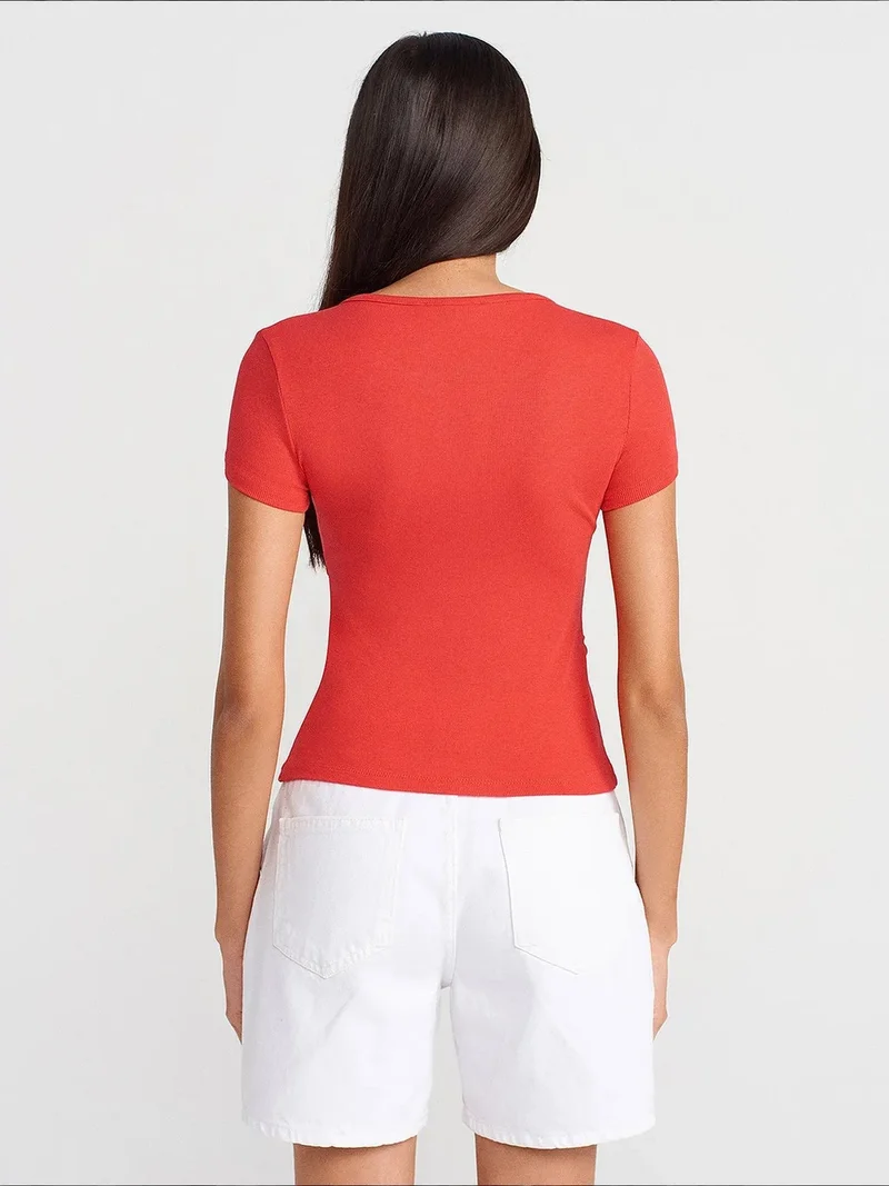 ديلفين DILVIN Slim Fit V-Neck Button Blouse