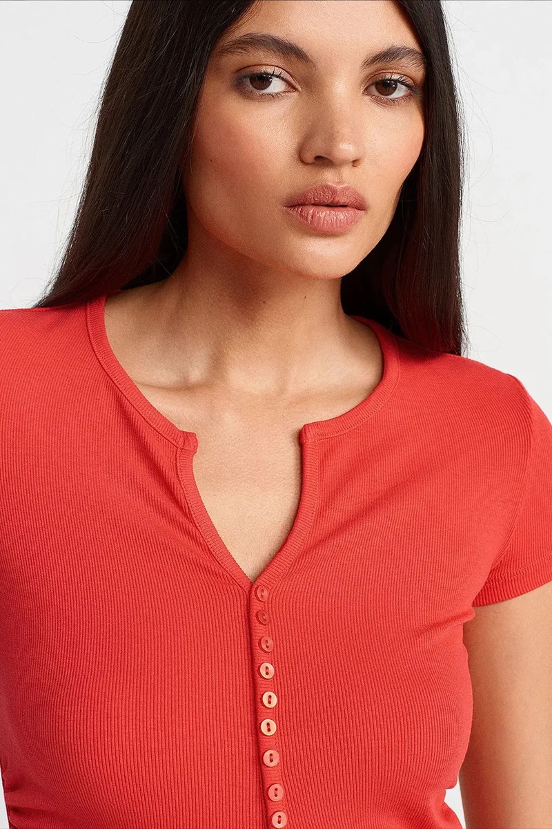 Dilvin Cherry Red DILVIN Slim Fit V-Neck Button Blouse for Women | Best Price UAE