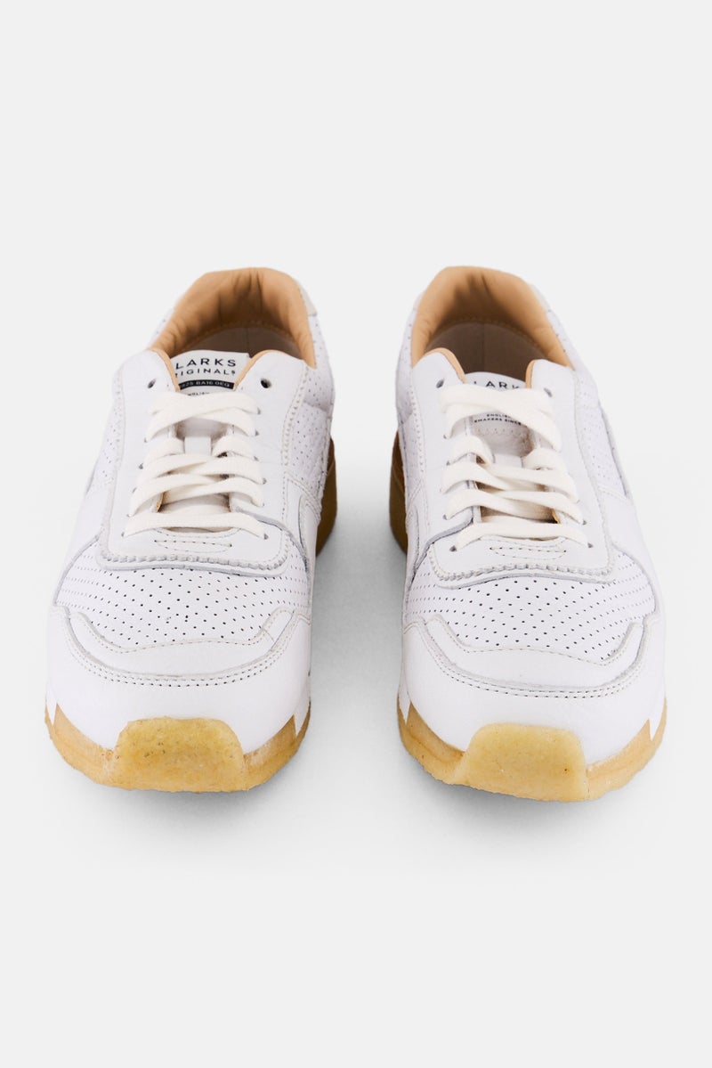 clarks أحذية رياضية نسائية من نوع تورون كاو، بيضاء، مزودة بأربطة - Image 4