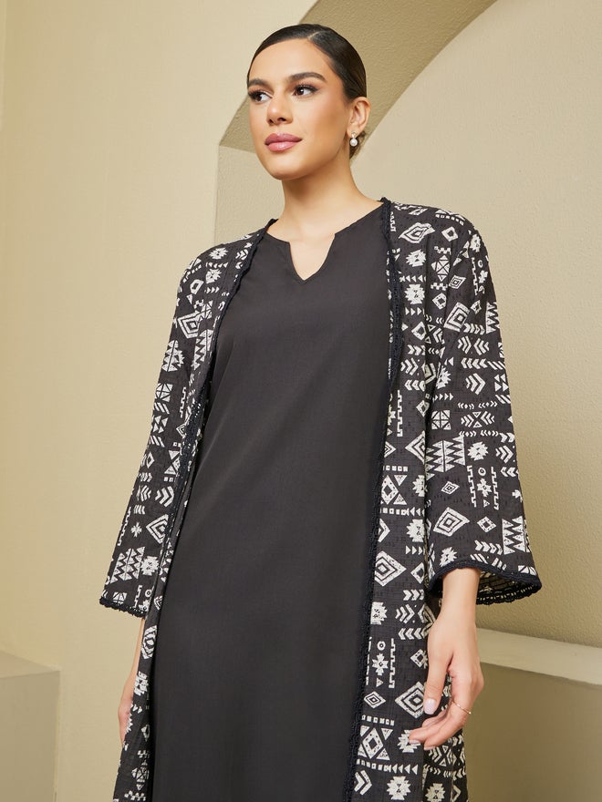 Styli Amirah All-Over Print Belted Abaya with Inner Dress Set  - Image 3