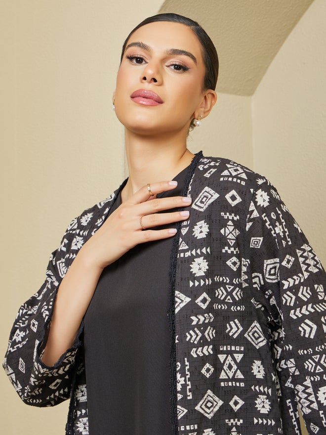 Styli Amirah All-Over Print Belted Abaya with Inner Dress Set  - Image 4