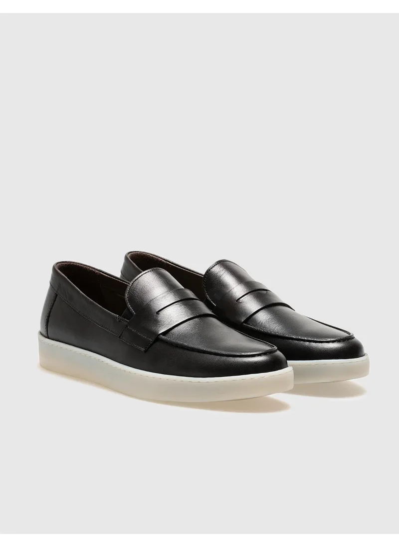 كاباني Black Belted Men's Casual Shoes