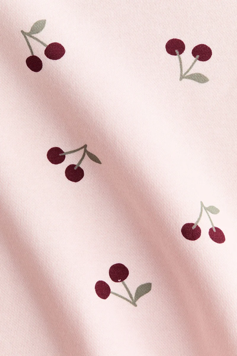 اتش اند ام بلوزة بطبعة مميزة