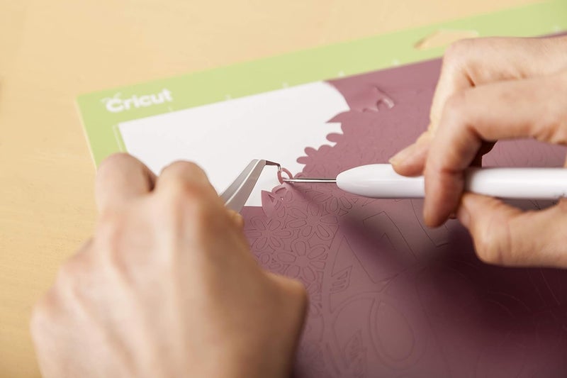 Cricut Basic Tool Set - 5-Piece Precision Tool Kit for Crafting and DIYs, Perfect for Vinyl, Paper & Iron-on Projects, Great Companion Cutting Machines, Mint - Image 5