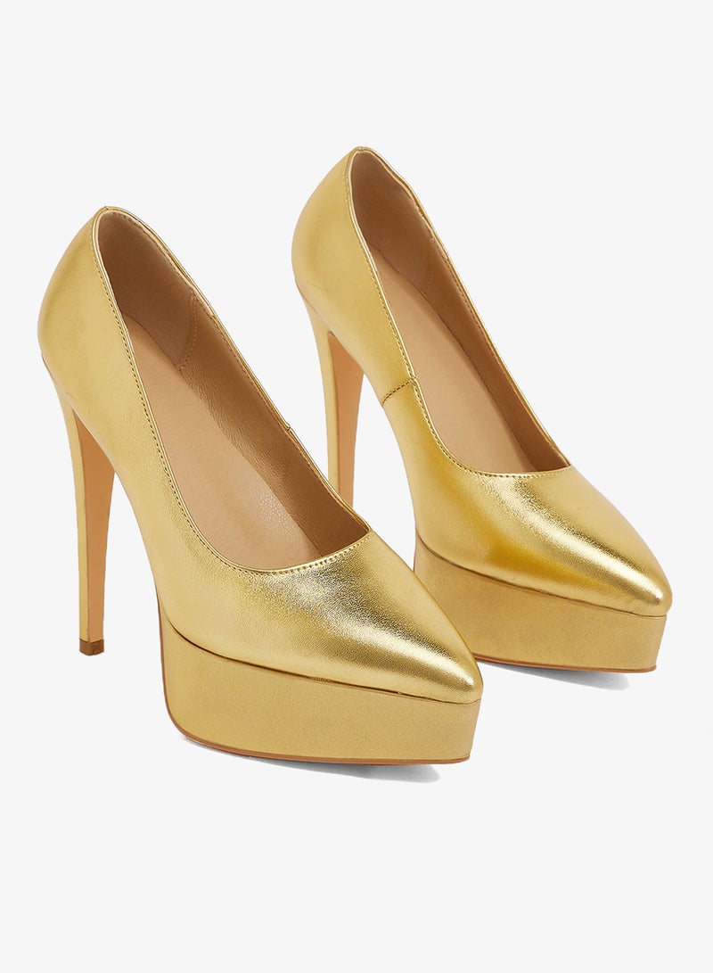 ايلا ليمتد اديشن حذاء بكعب ستيليتو عالٍ ومنصة ذهبية بمقدمة مستديرة - Image 4