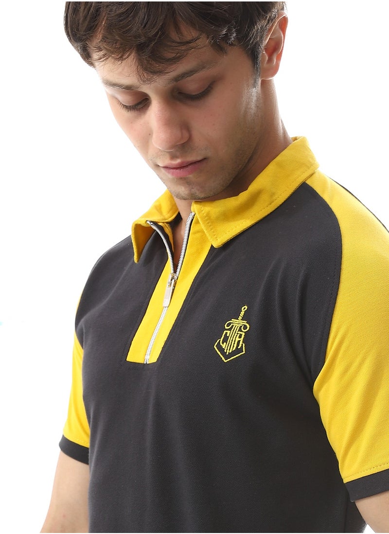 Caesar Embroidered Pique Polo Shirt With Classic Collar And Zipper  - Image 3