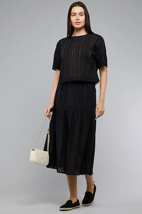 R&b Schiffli Midi Skirt with Elastic Waist