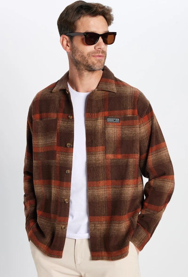 تودورس Men's Relax Fit Casual Cut Lumberjack Double Pocket Checkered Slit Winter Shirt