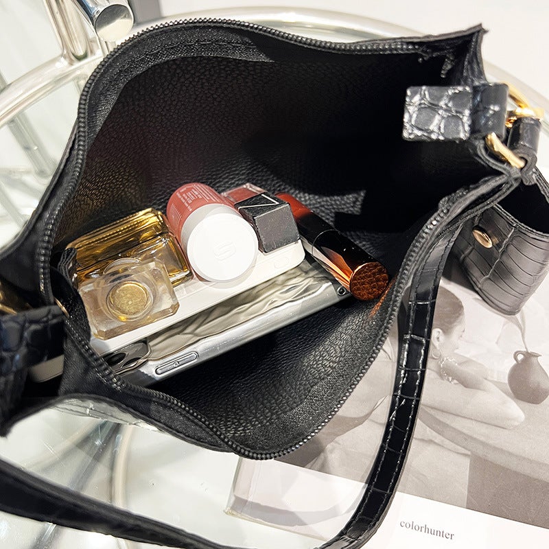 Classic Crocodile Pattern Underarm Bag Stone Pattern Joker Shoulder Bag Simple Ladies Handbag Mother Bag A Generation Of Hair - Image 5