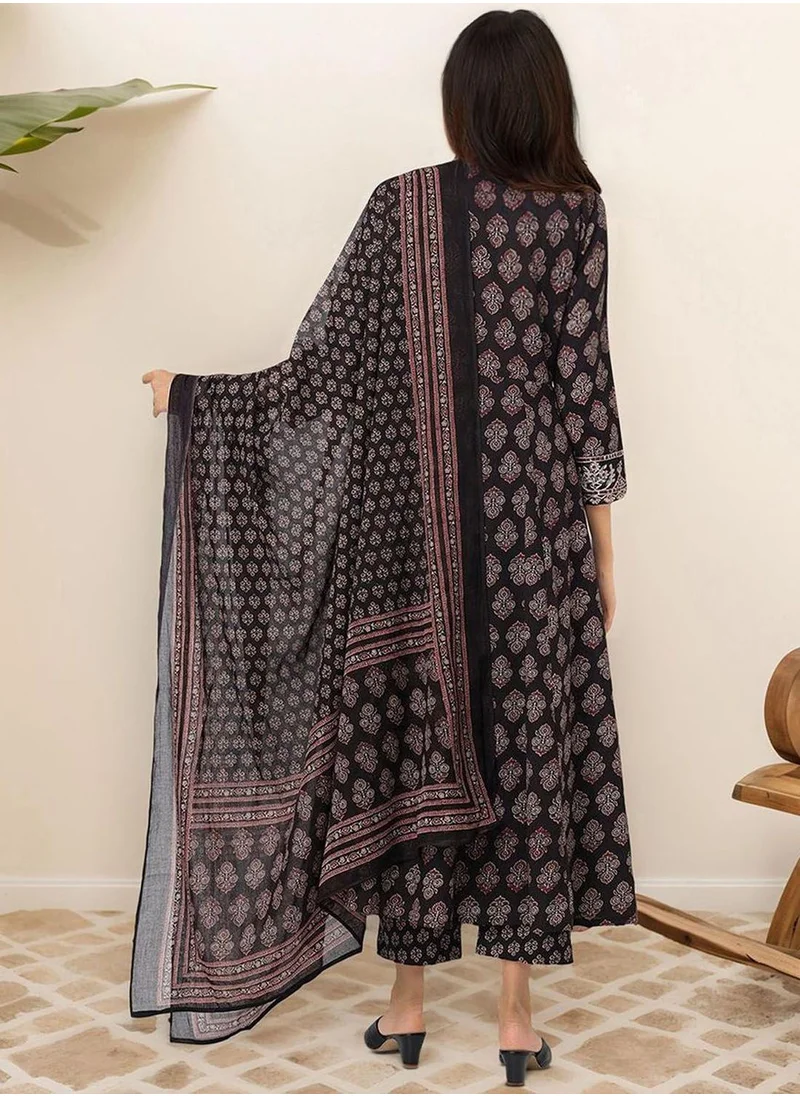 ISHIN Women's Black 100% Cotton Embellished Tunic Full Length Casual Straight Fit Kurta Set