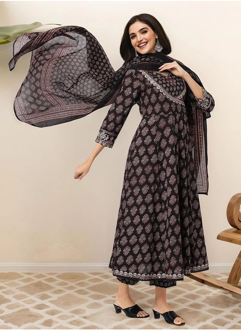 ISHIN Women's Black 100% Cotton Embellished Tunic Full Length Casual Straight Fit Kurta Set