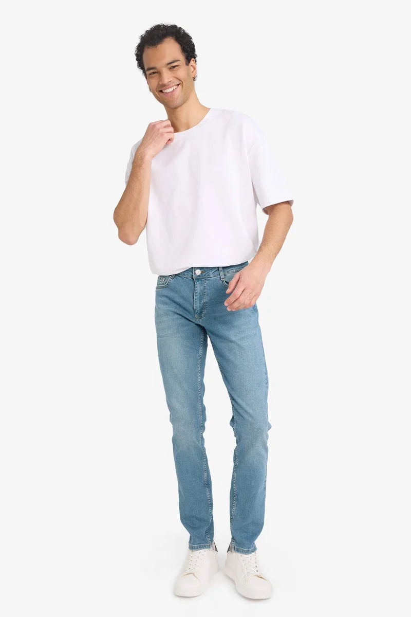 ديفاكتو Pedro Slim Fit Jeans