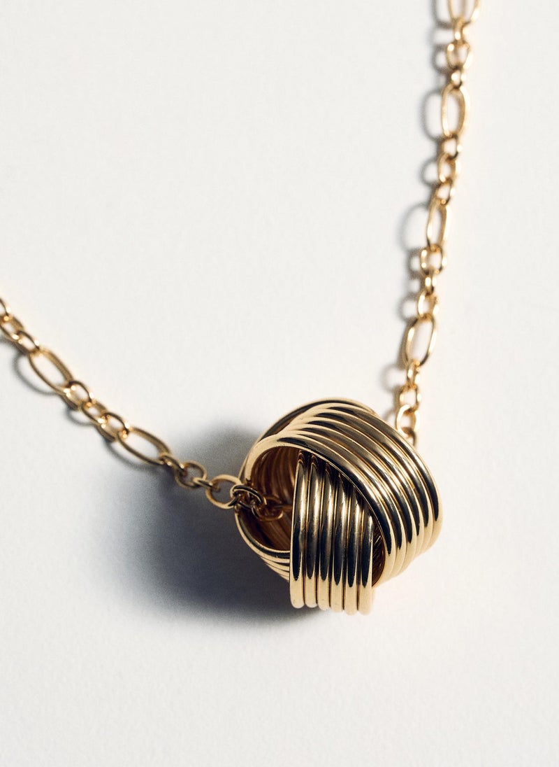 MANGO Interlocking Hoops Pendant Chain Necklace  - Image 3