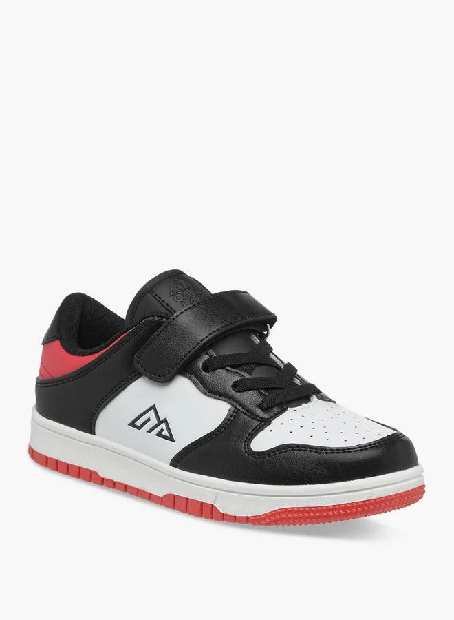 شو اكسبرس سنيكرز أولاد بنعل خارجي بنمط ألواح وإغلاق بشريط لاصق