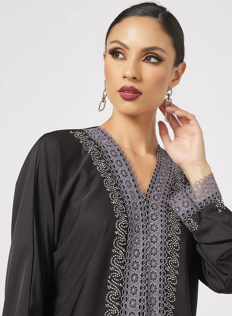 Hayat Abaya With Contrasting Stone Work And Lace Embellished