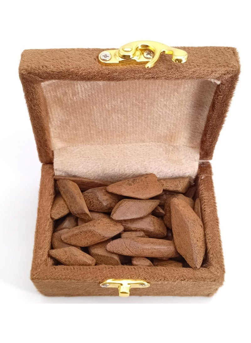 Akarm Akarim Maroki Oud Mini-Pieces (Enhanced) - 1 Ounce (28g) with Velvet Box - Image 1