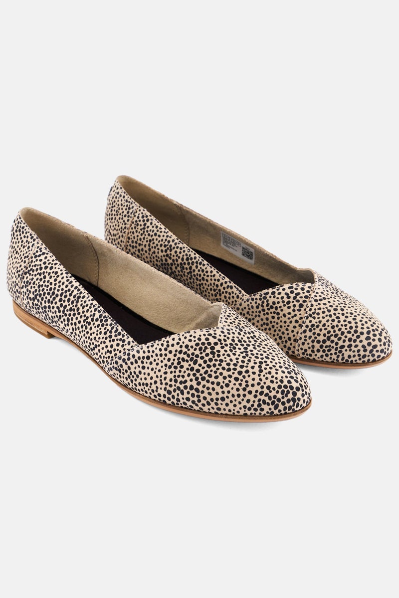 TOMS Women Julie Slip On Flats, Beige - Image 1