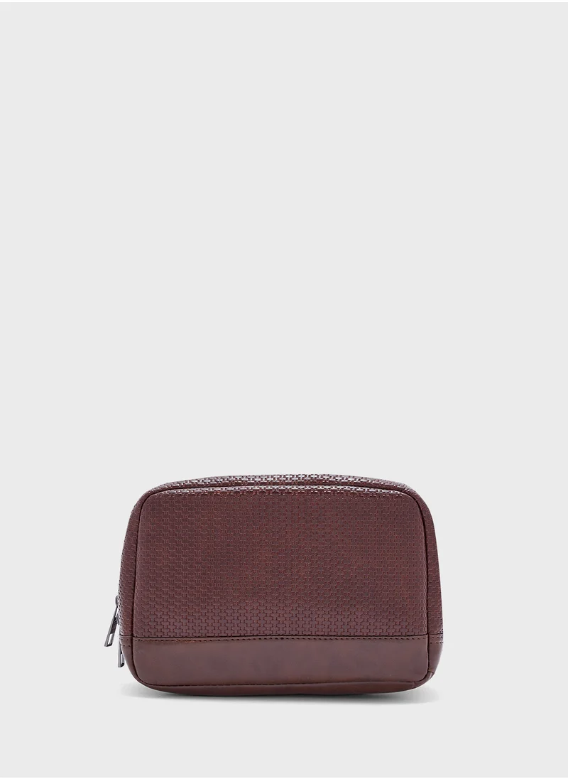 Robert Wood Textured Wash Bag