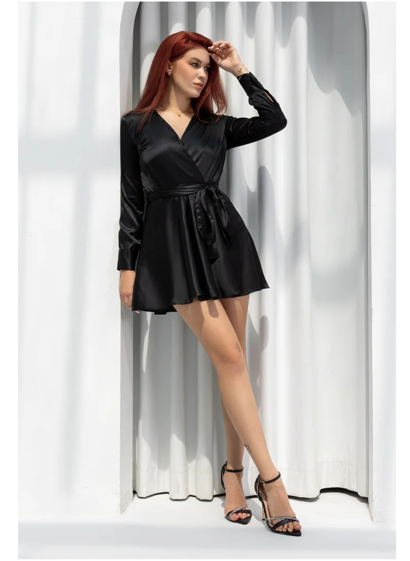 IZEL Black Mini Collared Dress