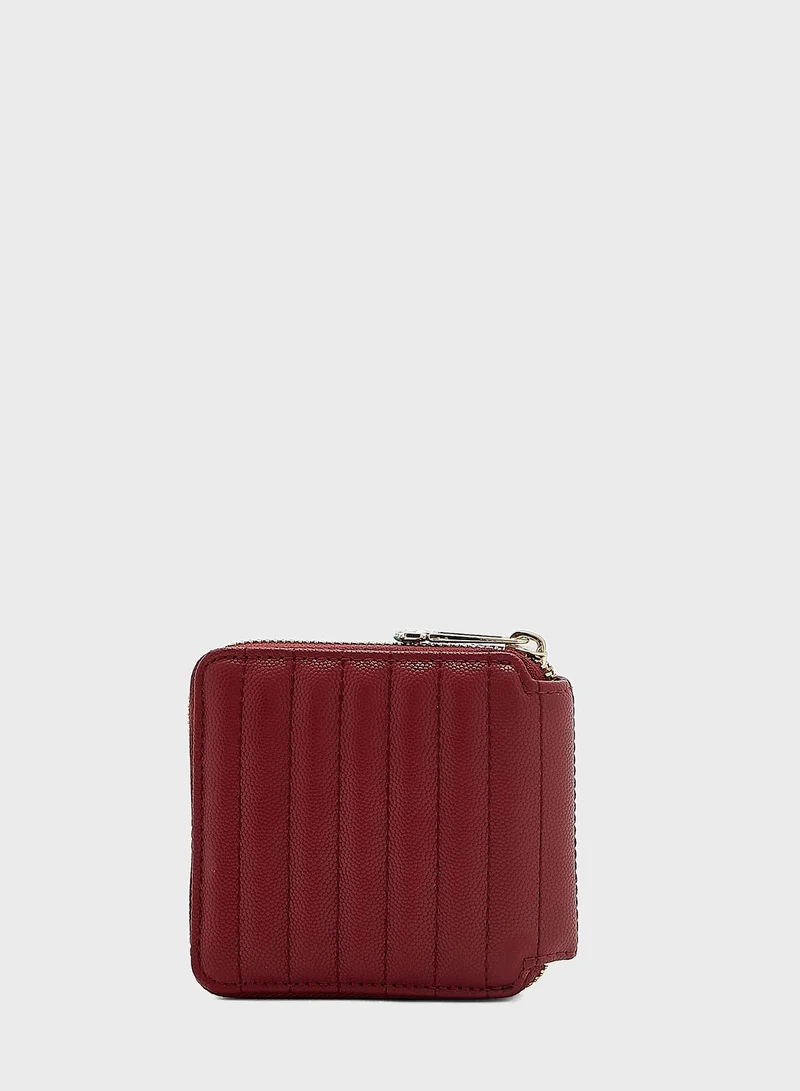 TOMMY HILFIGER Timeless Medium Quilted Wallet