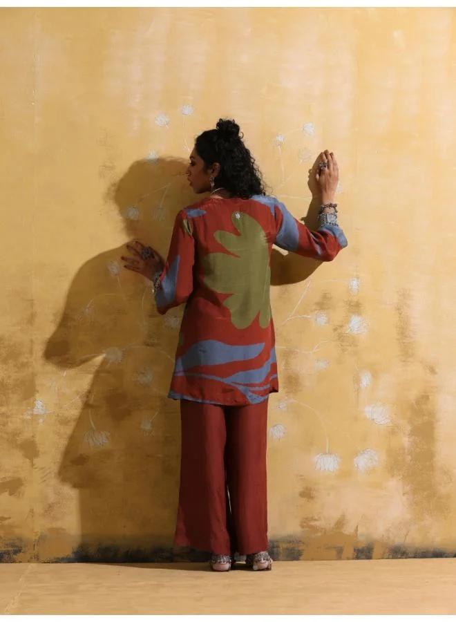 ترو برونز trueBrowns Rust Red Green Floral Print Muslin Silk Co-ord Set with Flared Pants