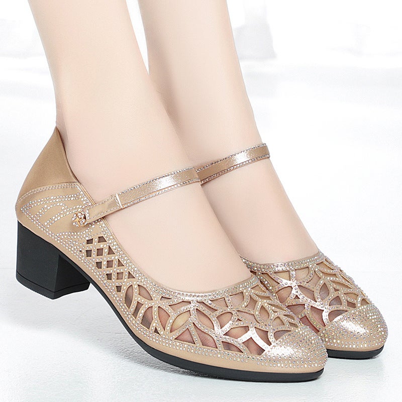 Mesh Single Shoes For Women 2023 New Summer Women'S Shoes Fashionable Mom Shoes With Buckle Hollow-Out Elderly Closed-Toe Sandals - Image 1