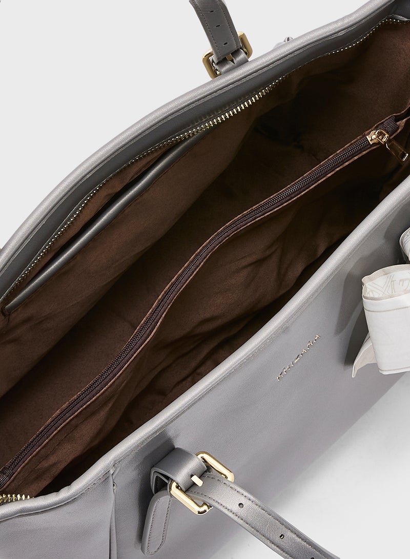 خزانة حقيبة يد نسائية بتفاصيل معدنية للاستخدام اليومي - Image 5