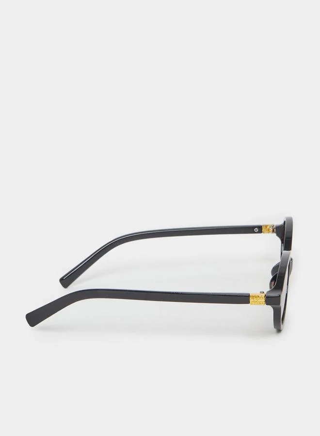 Styli Styli Solid Lens Saddle Nose Oval Sunglasses