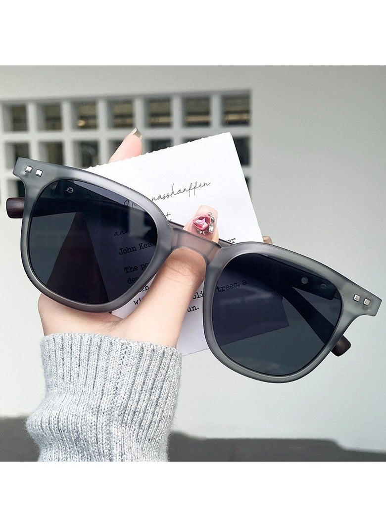 Royal Polarized Aviator Sunglasses for Men Women, UV400 Protection Sun Glasses with Metal and PC Wood grain legs Frame, Fashion Anti-Glare Sun Shades for Driving, Fishing, Traveling (Transparent Gray) - Image 1