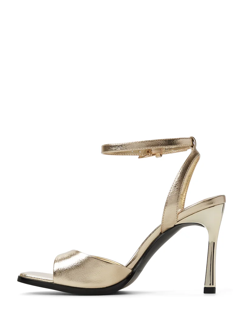 كول ات سبرنج Casual Heeled Ankle Strap Sandals