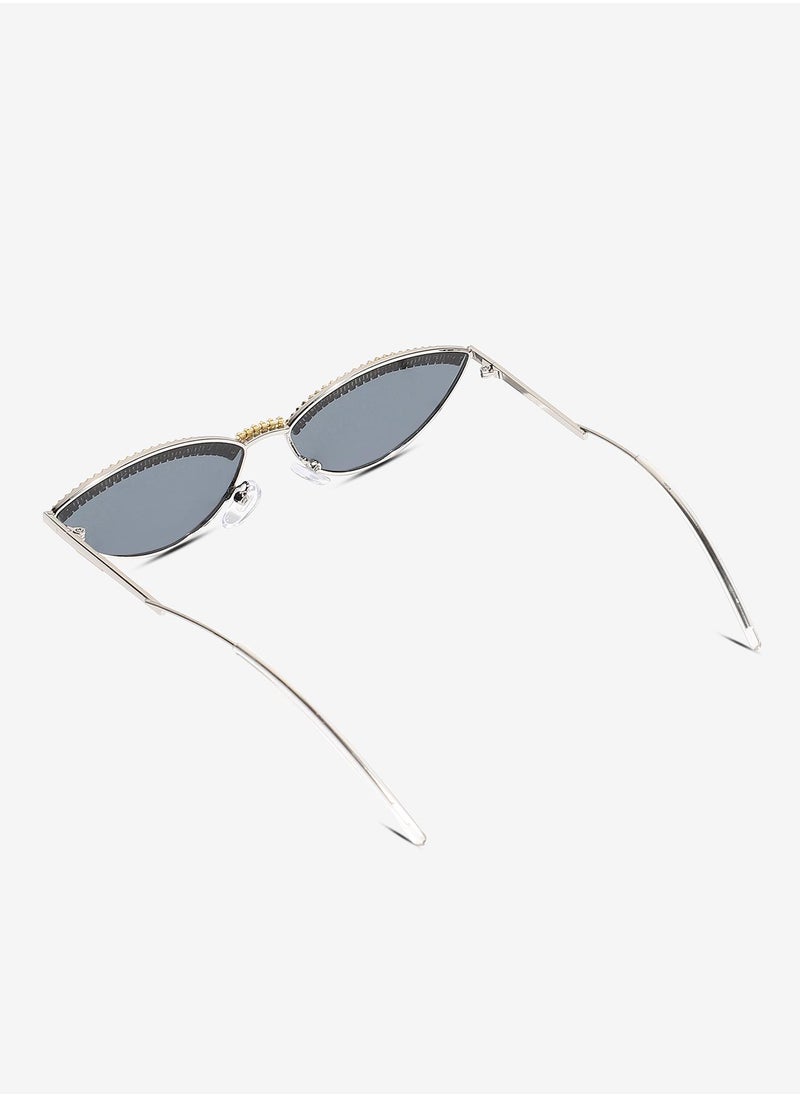 Haute Sauce Women Cateye Sunglasses With UV Protected Lens  - Image 4