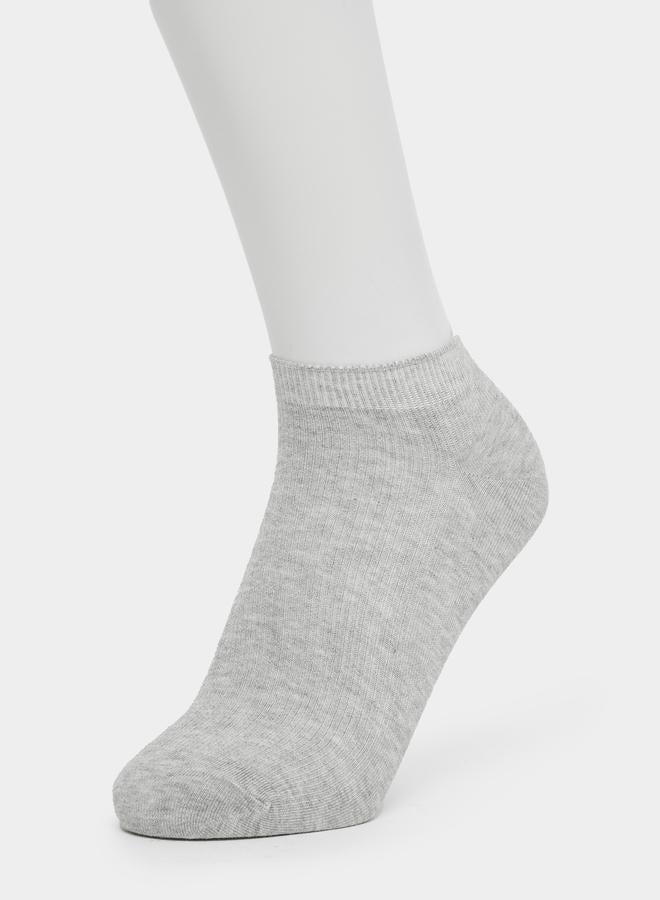 Styli Pack of 4 - Plain Ribbed Socks - Image 4