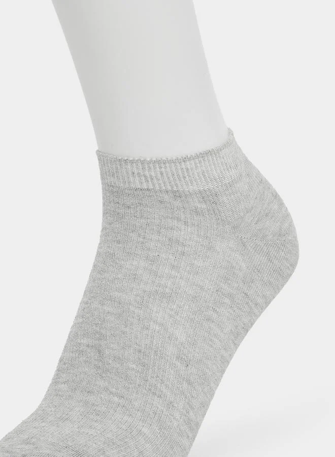 Styli Styli Pack of 4 - Plain Ribbed Socks