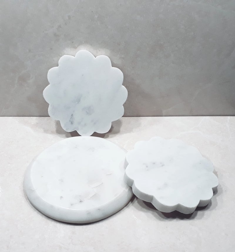 KRAFT CLOUDS Marble Trivet (Mini Platter) & Coasters | Jewellery Tray (1Pc. of 12 cm) & Office Tea Coasters (2Pcs. of 10 cm) | Handmade of White Stone | Set of 3 Pcs. - Image 1