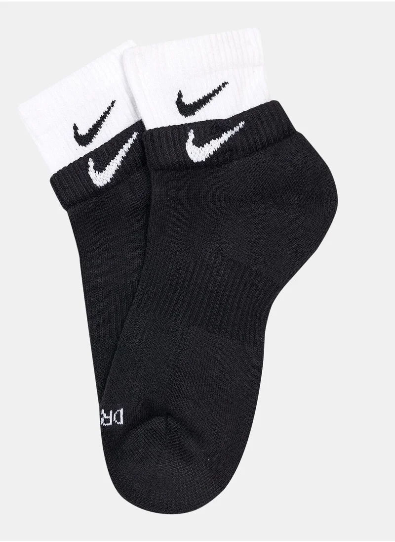 Nike Everyday Plus Cushioned Ankle Socks (1 Pack)