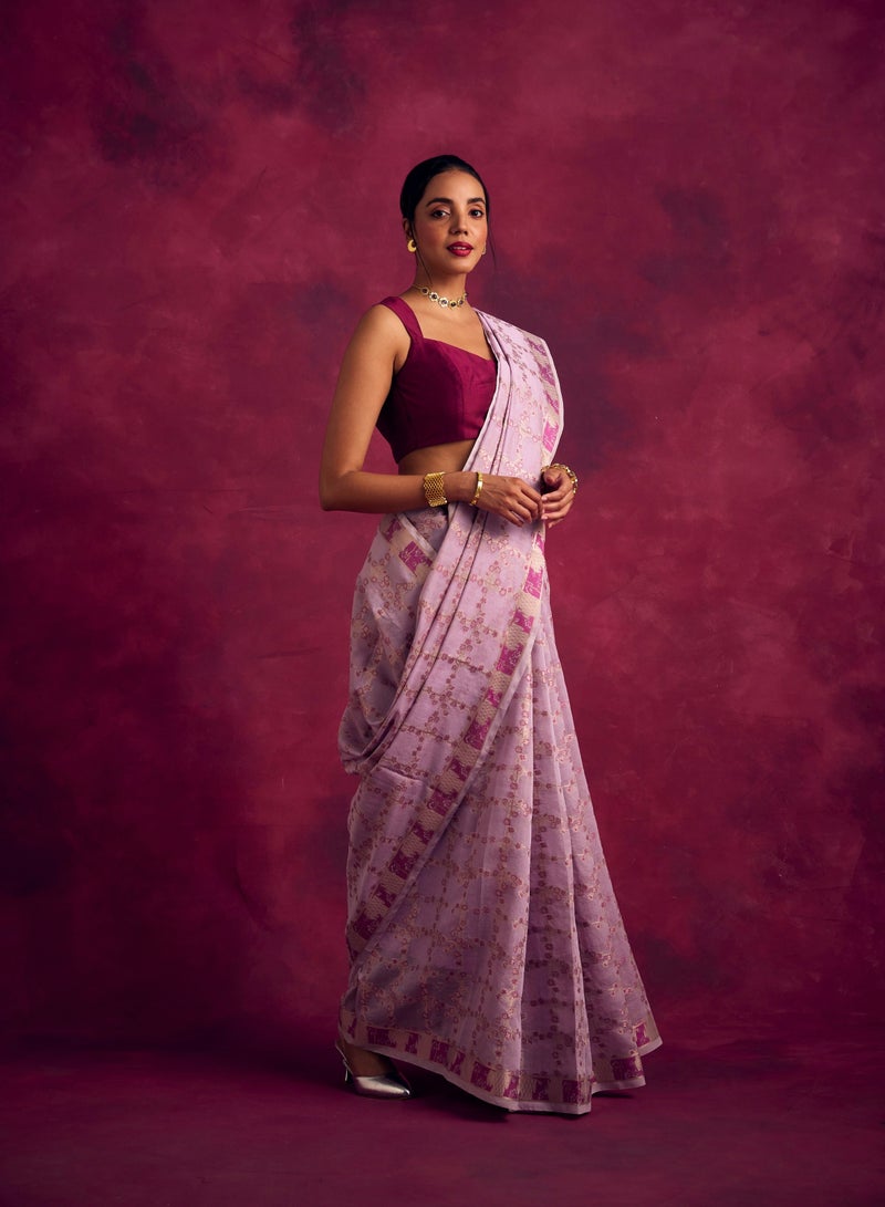 Abhishti Banarasi sakura checks woven zari saree-Lavender  - Image 5