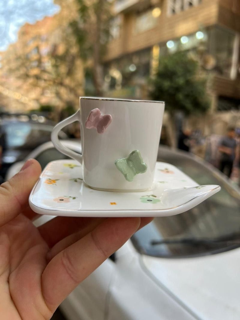 طقم قهوة بورسلين فاخر مع فناجين مزينة بألوان زاهية - Image 3