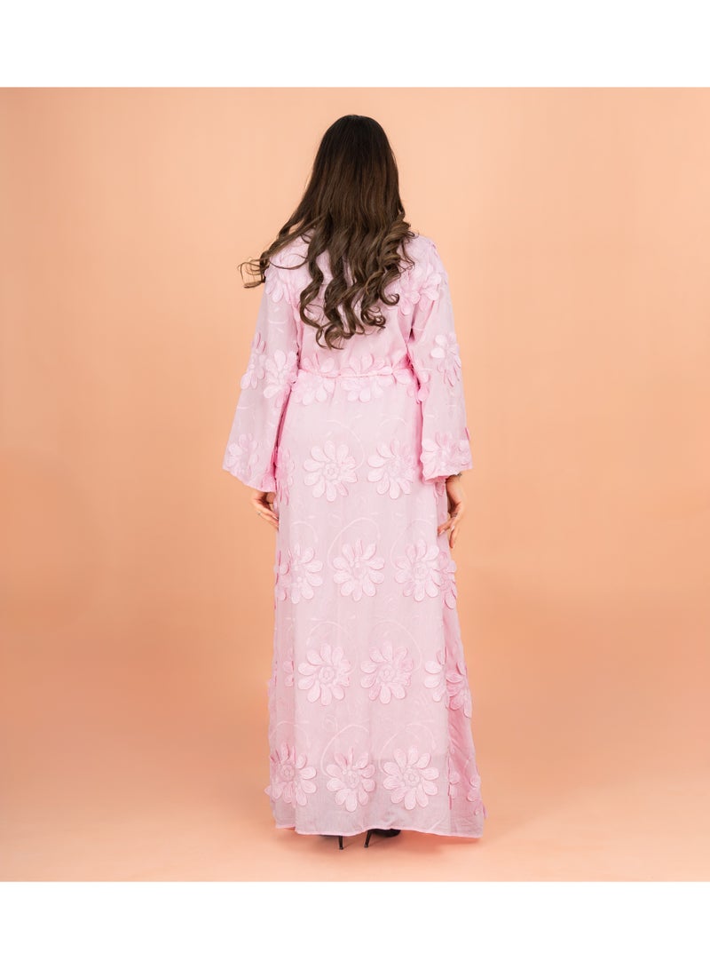 اكسا جلابية حديثة بزهر ثلاثي الأبعاد وياقة ماندراين وردي - Image 4