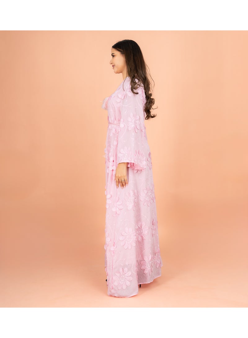 اكسا جلابية حديثة بزهر ثلاثي الأبعاد وياقة ماندراين وردي - Image 3