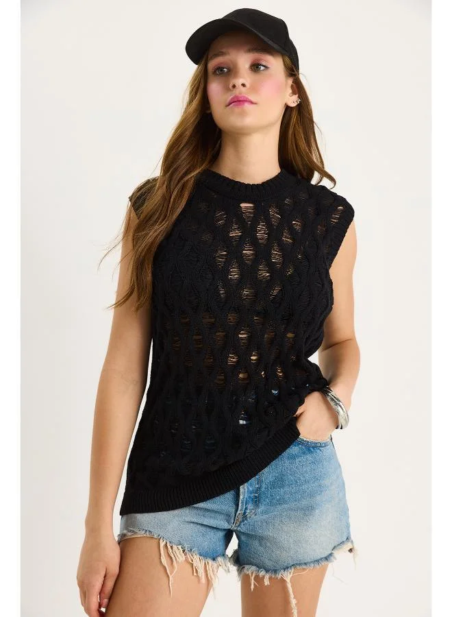 Ginger  Knitted Crochet Top for Women | Best Price UAE