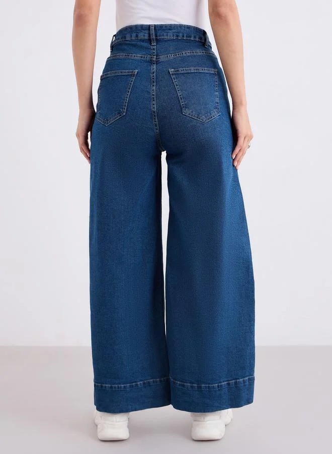 ستايلي بنطال جينز بقصة أرجل واسعة