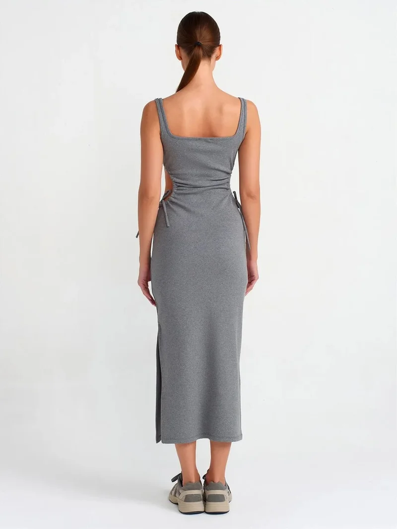 ديلفين Dilvin Sleeveless Bodycon Midi Dress With Cut-Out