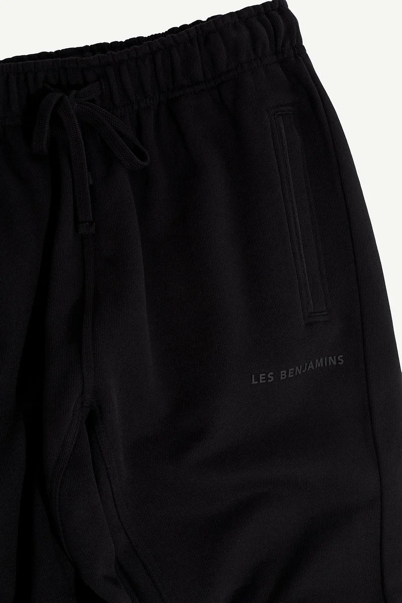 ليس بنجامنز بنطلون رياضي ٤٠١