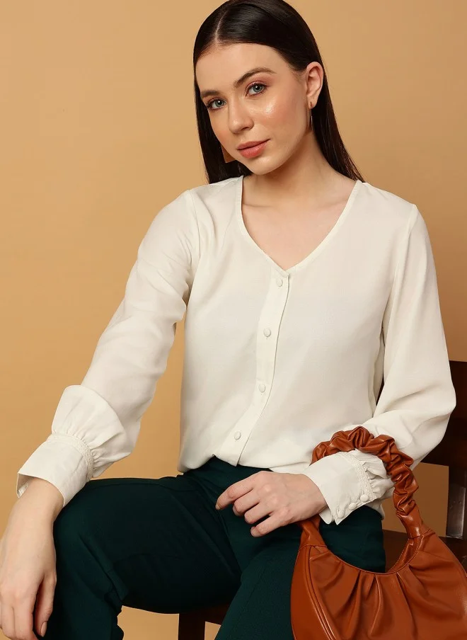 MINT STREET Cream V-Neck Long Sleeve Top for Women