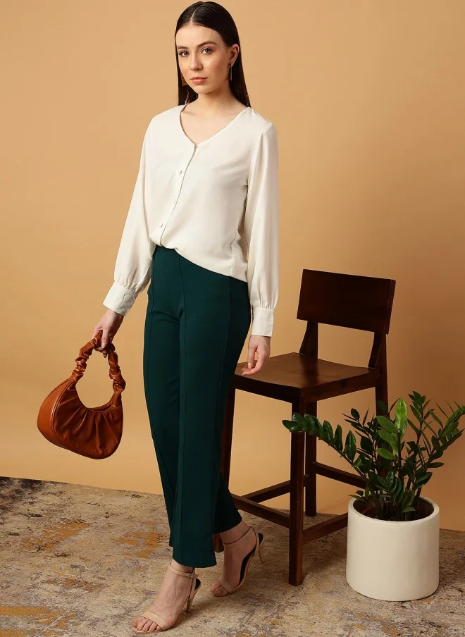 MINT STREET Cream V-Neck Long Sleeve Top for Women